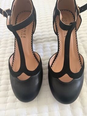 Black T-Strap Women's Pumps